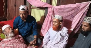 অসুস্থ ফরহাদ হোসেন।